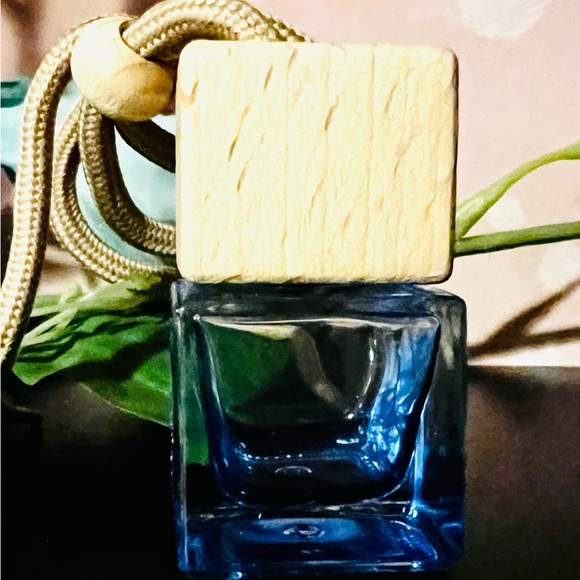 Personal Space Diffusers - Picture 4 of 6